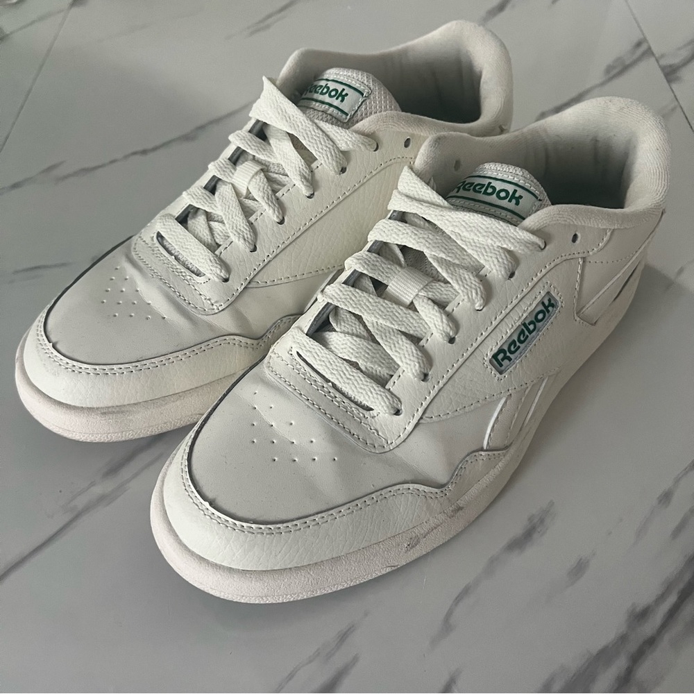 Reebok Green/Beige Size 7